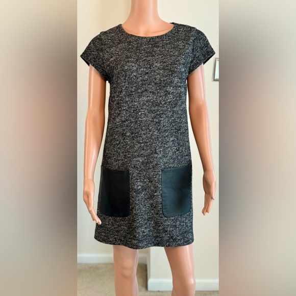 Madewell Gray Mini Dress with Black Pockets - Picture 4 of 8